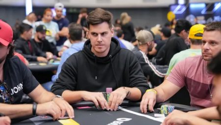 Francisco Vazquez lidera primeiro dia classificatório do Main Event do BSOP Millions
