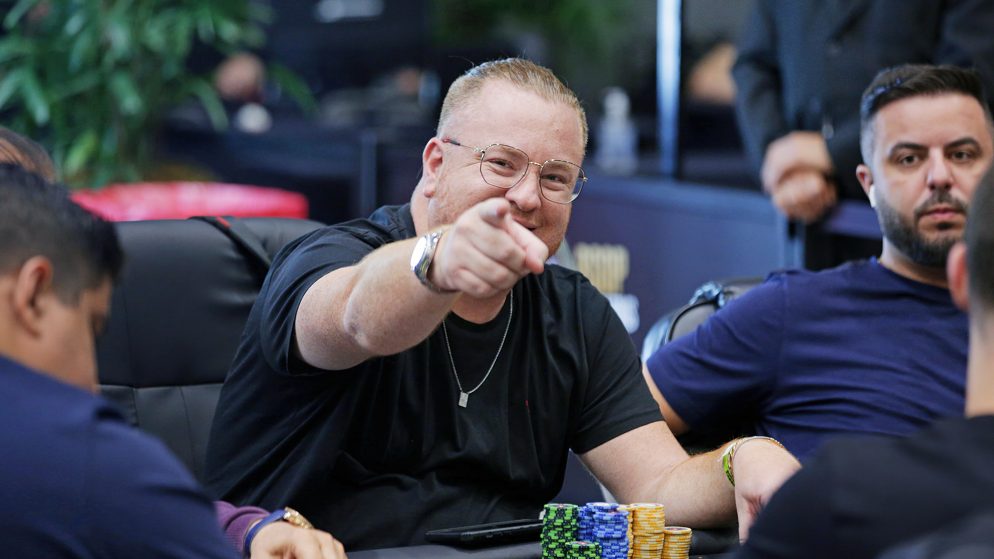 Léo Rizzo estoura bolha e deixa Enio Bozzano de mãos vazias no R$ 30K BSOP Championship, assista