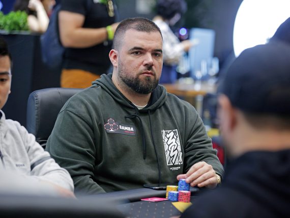 Pedro Padilha é o bolha do R$ 100K Super High Roller em all-in automático, confira