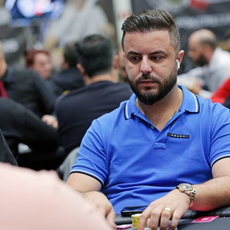 Rafael Mota, Bruno Foster e Felipe Mojave passam ao Dia 2 do Evento #11 da WSOP