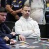 Renan Bruschi cai na primeira rodada do US$ 25K NLH HU Championship em flush X flush