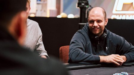 Daniel Smiljkovic lidera seis finalistas do Freeroll de US$ 1 milhão do PGT