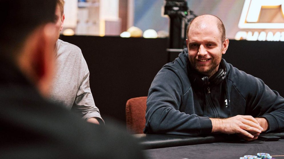 Daniel Smiljkovic lidera seis finalistas do Freeroll de US$ 1 milhão do PGT