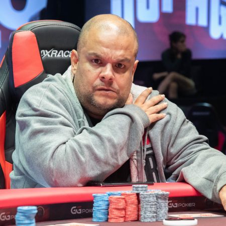 Diogo Pereira avança na ponta para o Dia 4 do Main Event da KSOP GGPoker