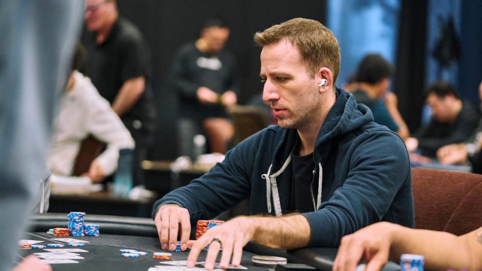 Benny Glaser lidera FT do US$ 10K HORSE da PGT Mixed Games