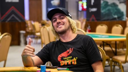 Blaise Bourgeois avança na ponta no Dia 1A do Main Event da WSOP Brazil