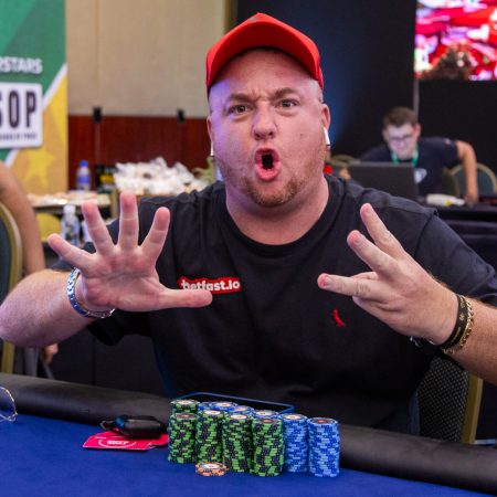 Léo Rizzo tem mega vantagem entre os seis finalistas do R$ 15K High Rollers do BSOP São Paulo