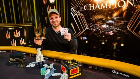 De ponta a ponta, Mike Watson é campeão do US$ 25K Short Deck da Triton Series Jeju