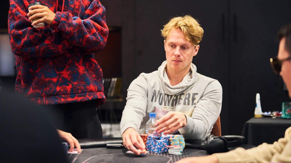 Samuli Sipila busca o bi com a ponta na FT do US$ 15K PLO PKO; João Simão é 10º