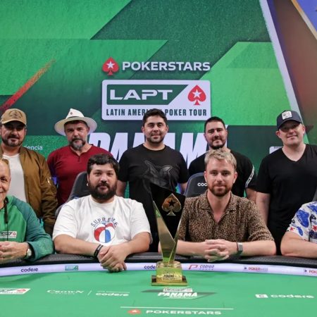 Johnny Sandoval lidera FT do Main Event do LAPT Panamá