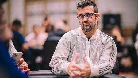 André Akkari e Yuri Martins passam forte ao Dia 2 do 7-Card Stud Championship da WSOP