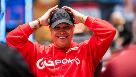 Felipe Mojave está na reta final do US$ 10K PLO Championship