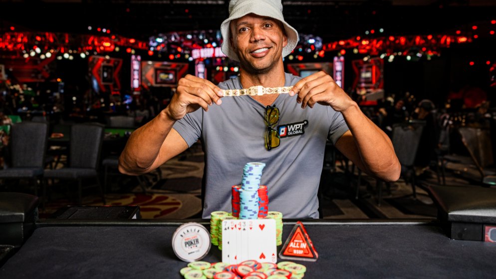 Phil Ivey leva o 11º bracelete da WSOP com vitória no US$ 10K Limit 2-7 Triple Draw Championship