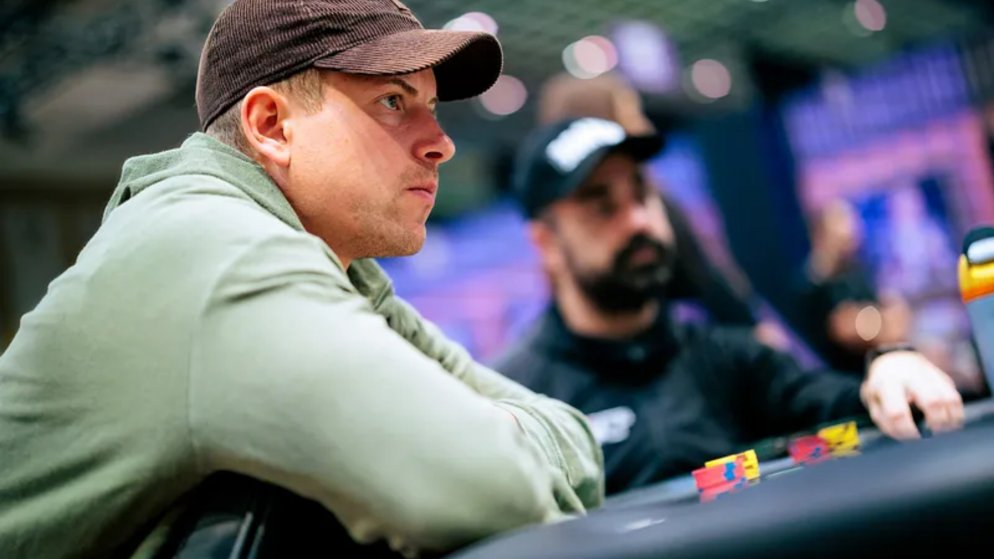 Viktor Blom lidera 13 finalistas do US$ 50K High Roller da WSOP