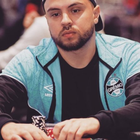 Seis brasileiros avançam no Evento #97 da WSOP