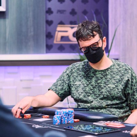 Isaac Haxton é o líder entres os sete finalistas do Poker Masters #6