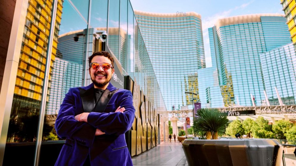 Jim Collopy ganha a jaqueta roxa do Poker Masters