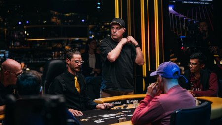Artur Martirosian é o líder no Dia Final do Main Event de PLO da Triton Monte Carlo