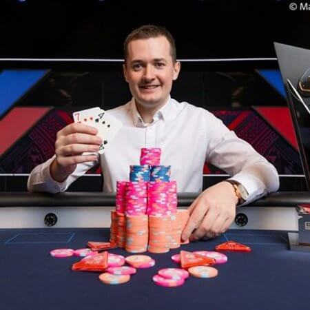 Nick Marchington vence o Main Event do NAPT Las Vegas