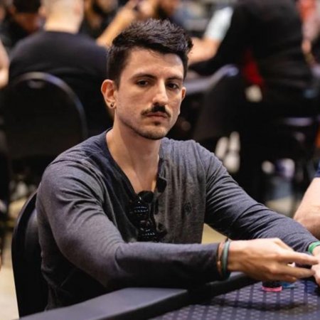 William Barbosa é campeão do $55 Mini Bounty Builder HR