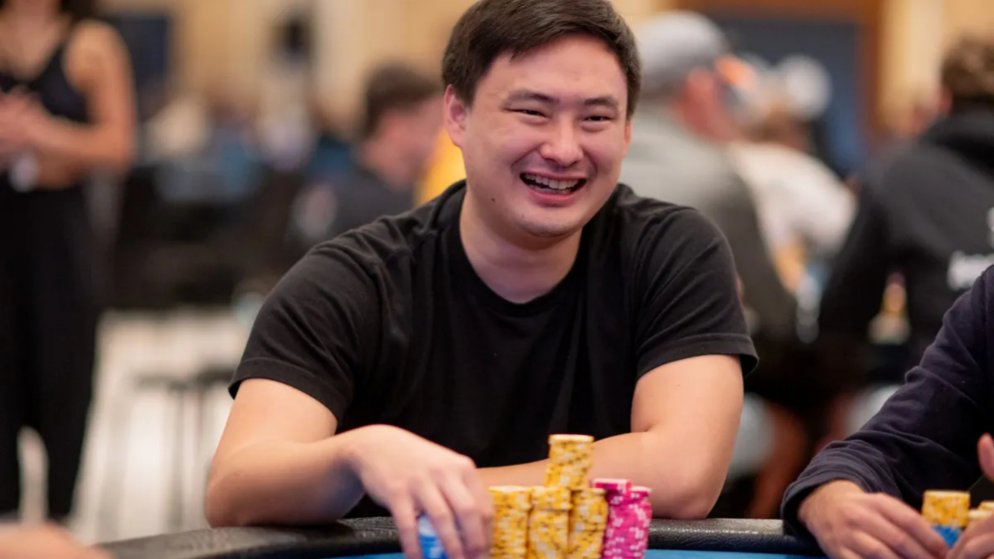 Stephen Song lidera novo field recorde no US$ 25K da Triton Jeju