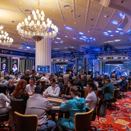 Hongjun Zhao lidera 71 classificados em evento recorde da Triton