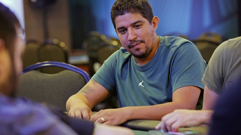 Luan Coelho é o líder no Dia 2 do R$ 15K Grand High Roller do BSOP São Paulo