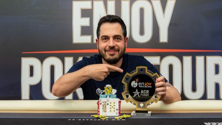 Joseph Santana parte de short stack para o título do Main Event do Enjoy Poker Tour