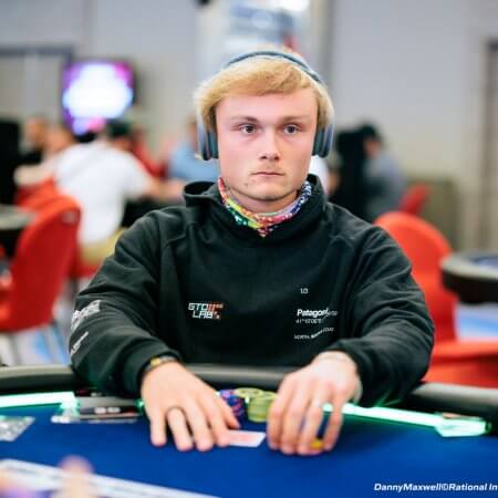 Leon Sturm lidera FT do €100K Super High Roller do EPT Monte Carlo
