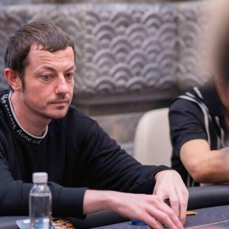 Crise mental de Tom Dwan leva a internação do craque em hospital na Inglaterra