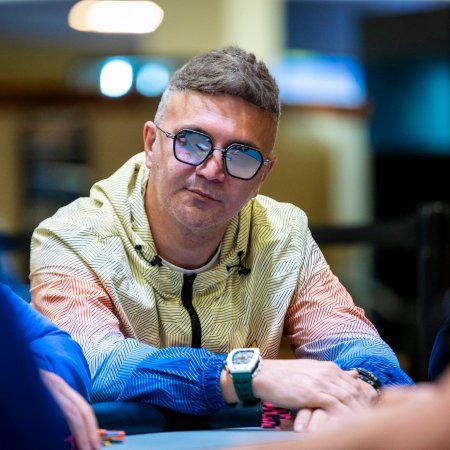 Wagner Wysotchanski avança ao Dia 2 do Torneio dos Campeões da WSOP