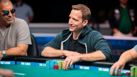 Benny Glaser busca hepta entre trio finalista do Evento #15 da WSOP