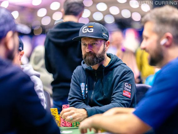 Negreanu avança ao Dia Final do GGMillion$ PLO com o segundo maior stack