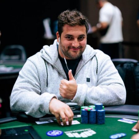 João Simão puxa trio brasuca no US$ 50K High Roller da WSOP