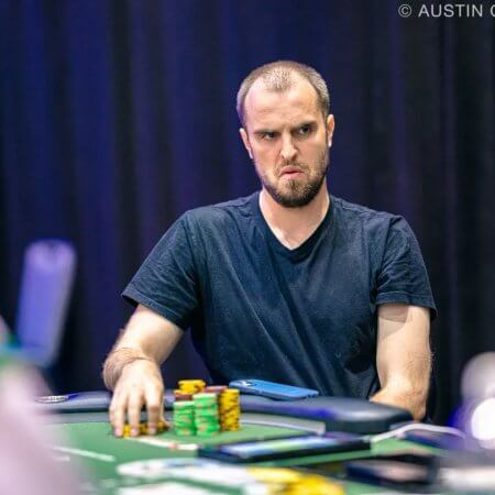 Ryan Hoenig lidera trio em dia extra no US$ 10K Dealers Choice 6-Max