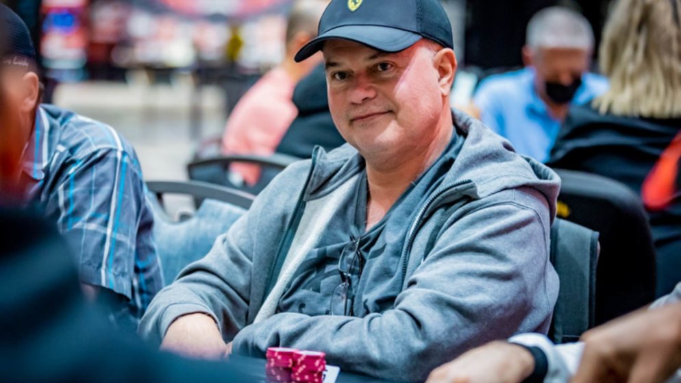 Sérgio Braga avança ao Dia 2 do US$ 1,5K HORSE da WSOP