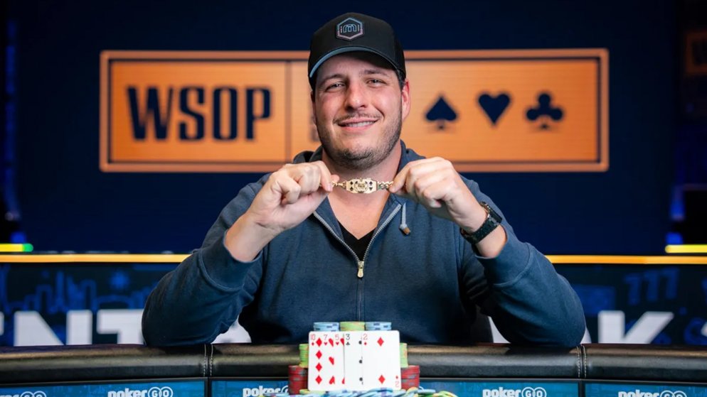 Alex Wilkinson garante primeiro bracelete da carreira no $10K 2-7 Triple Draw; Yuri Martins foi o sexto