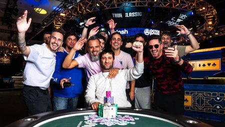 Carlos Leiva conquista primeiro bracelete da carreira no Evento #42 da WSOP 2025