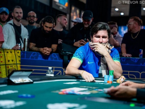 Dennys Ramos puxa brasileiros no Dia 1C do Mini Main Event da WSOP