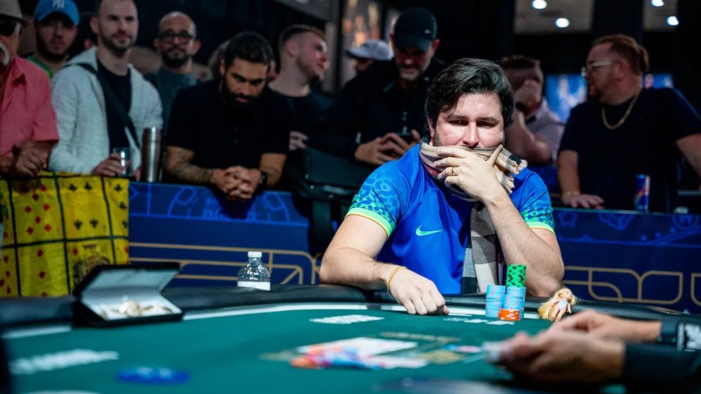 Dennys Ramos avança ao Dia 2 do Evento #26 da WSOP