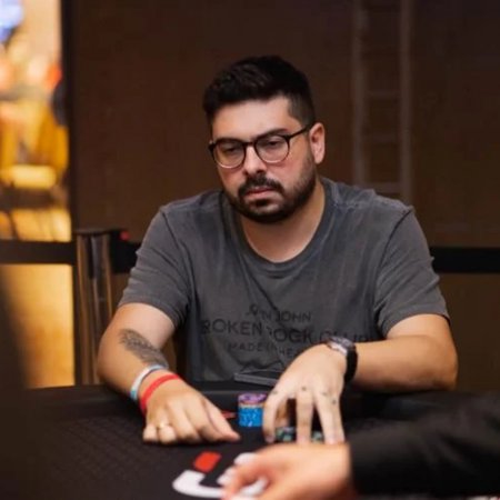 Renato Estevão fica com a prata no US$ 150 GGMasters