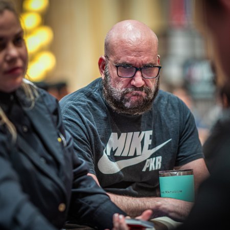 Mike Matusow afirma que cena de high rollers é “falsa” e toma invertida de craques