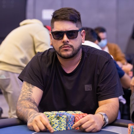 Diego Dutra lidera mesa final do Main Event do BSOP Winter Millions com vantagem considerável