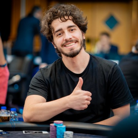 Felipe Ketzer avança no pódio no Dia 1B do Main Event da Triton ONE