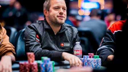 A-A contra Q-Q e J-J catapulta Hallaert ao topo do Main Event