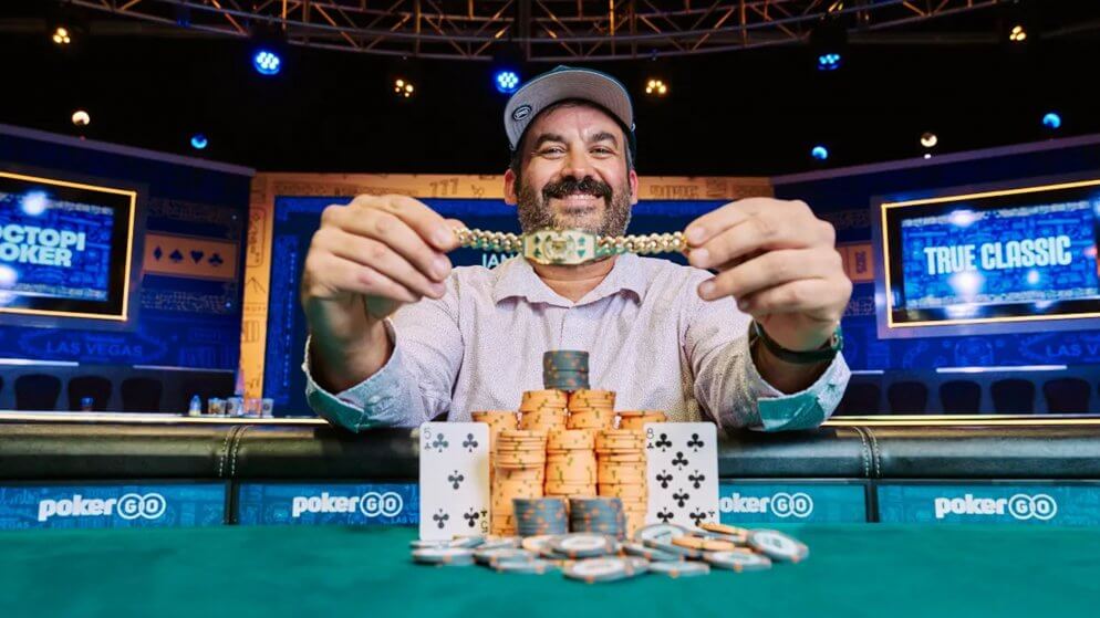 Ian Pelz supera field gigante e conquista seu primeiro bracelete no WSOP Gladiators