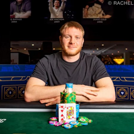 Sam Soverel atropela mesa final e conquista seu terceiro bracelete na WSOP 2025