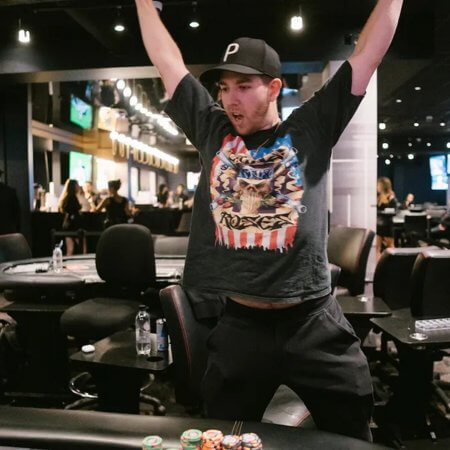 Jacob Hobday transforma satélite de US$ 75 na maior vitória do WSOPC de todos os tempos