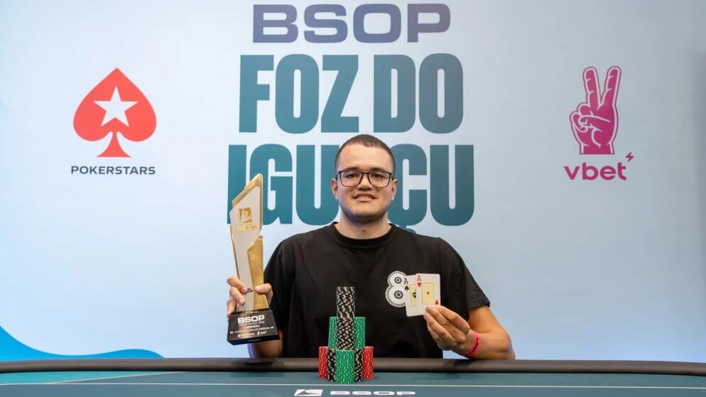 Carlos Serrano é campeão do R$ 10K 2-Day-High Roller do BSOP Foz