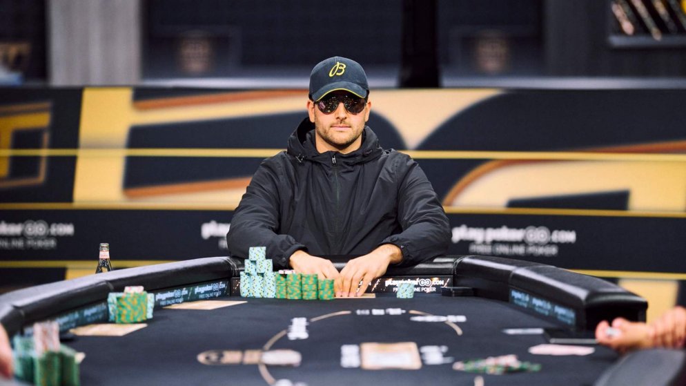 João Simão está entre os 15 finalistas do US$ 250K Invitational da Triton WSOP Paradise